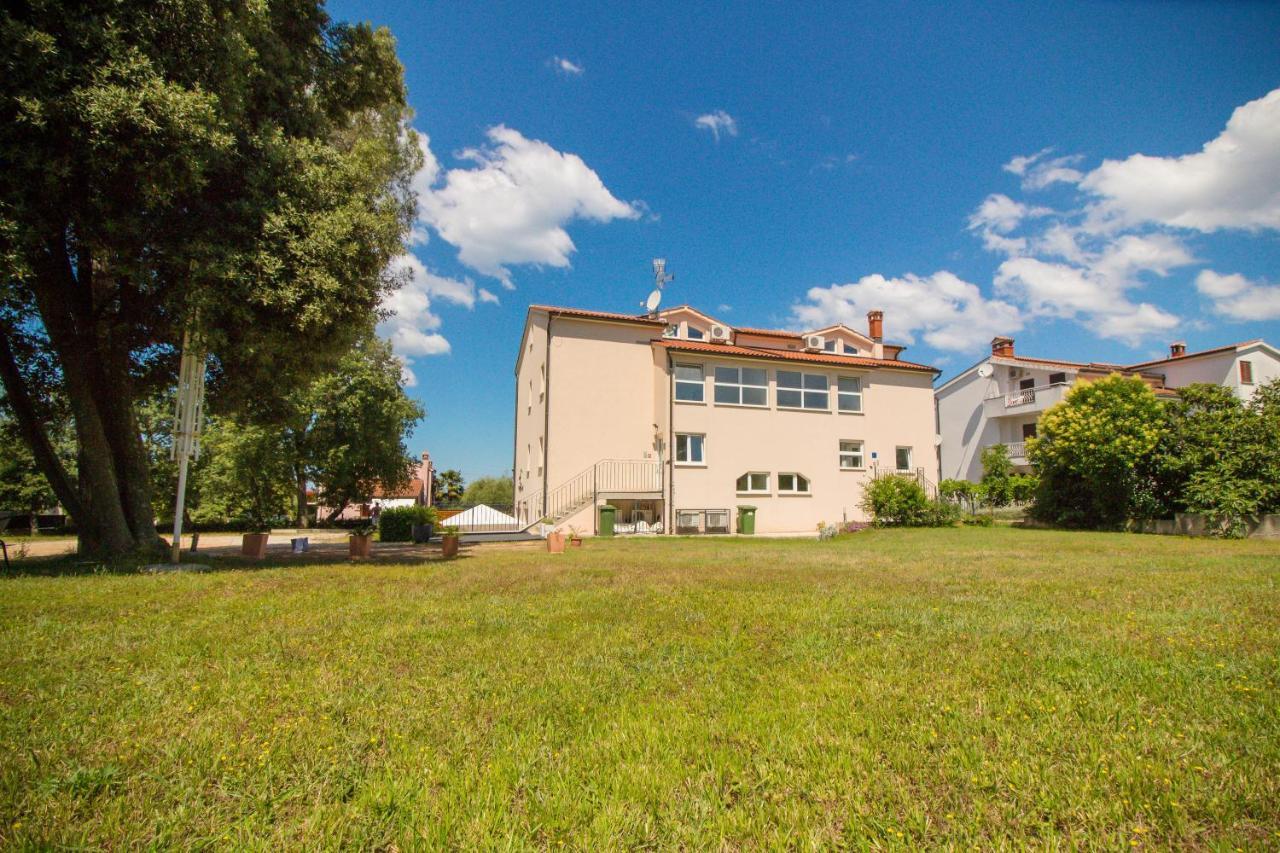 Fineda Grande Apartments Poreč Eksteriør billede